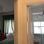 The Rose Apt