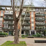 The Rose Apt